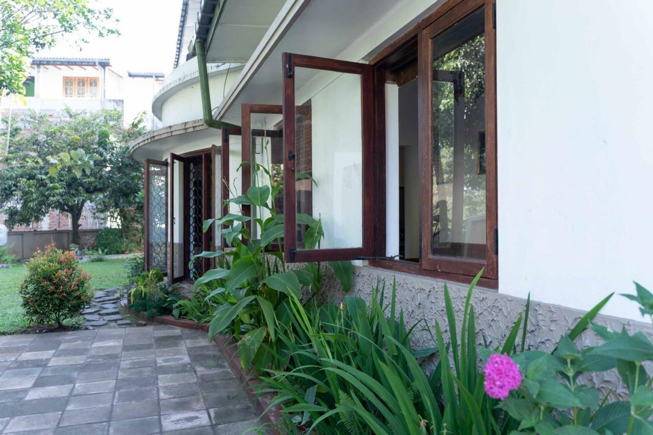 Don'S Lounge & Villa Kandy Kültér fotó