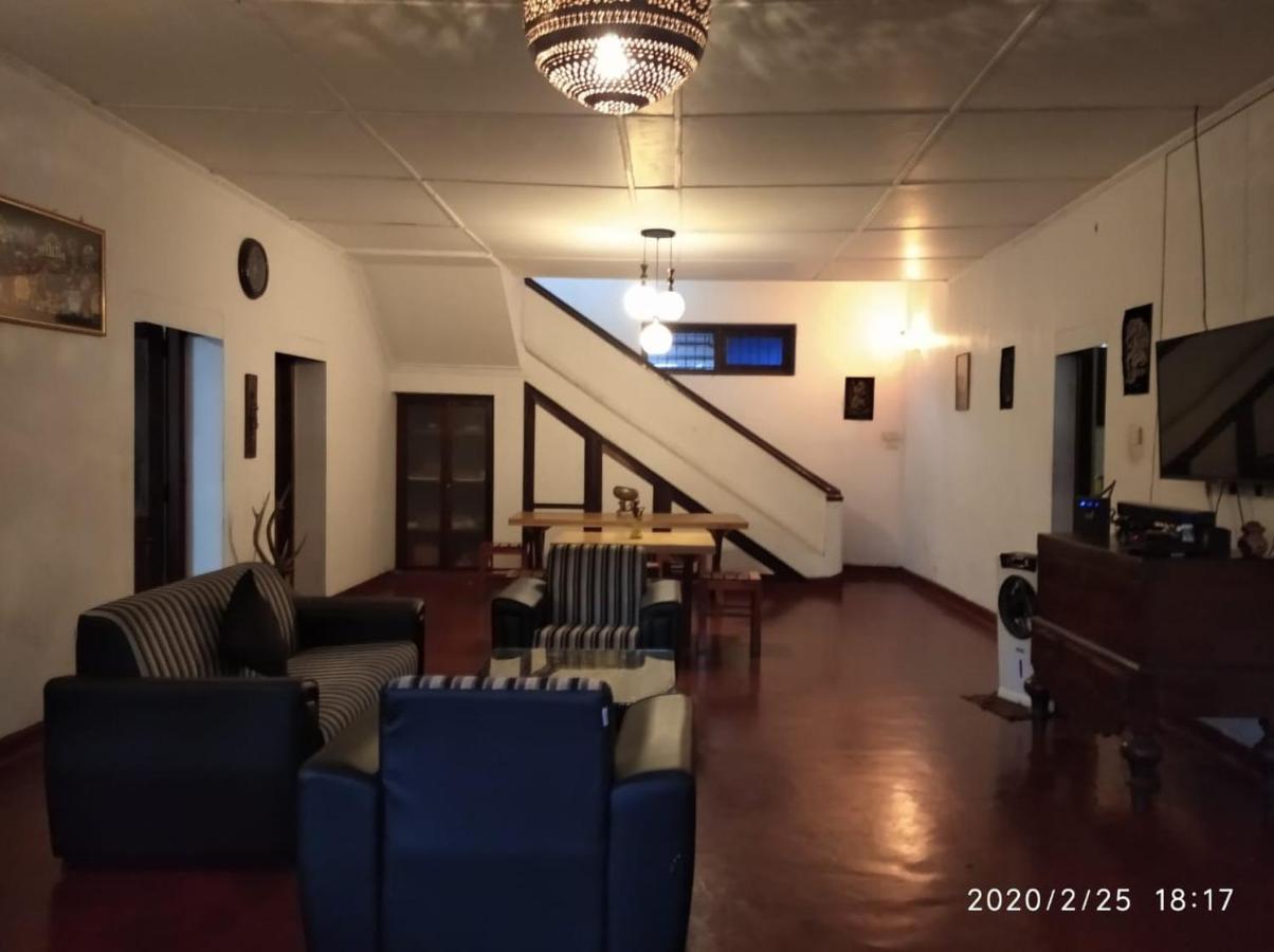 Don'S Lounge & Villa Kandy Kültér fotó