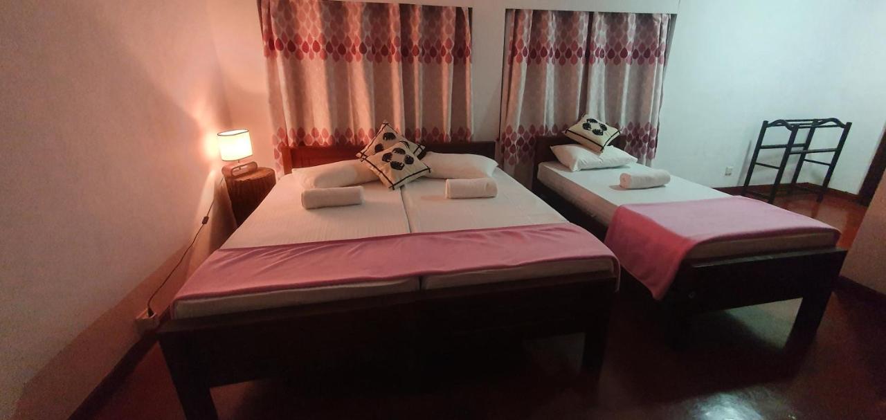 Don'S Lounge & Villa Kandy Kültér fotó